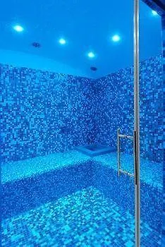 Grand Excelsior Hotel 4*