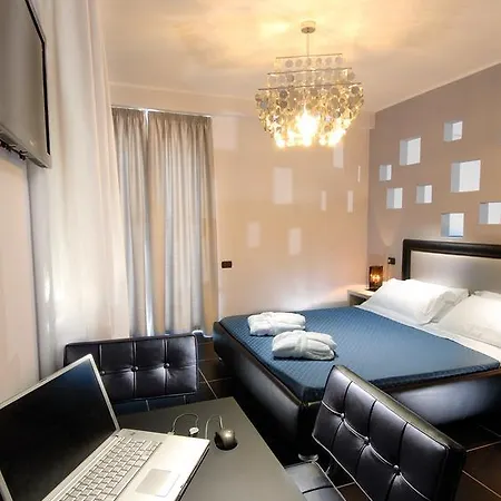 Grand Excelsior Hotel