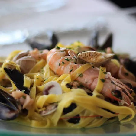 Grand Excelsior Hotel