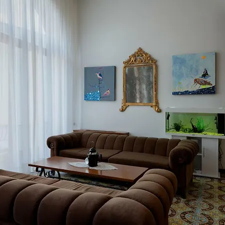 Grand Excelsior Hotel