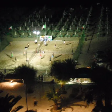 Grand Excelsior Hotel 4*