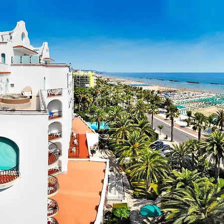 Grand Excelsior