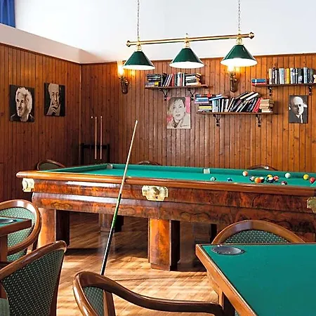 Grand Excelsior