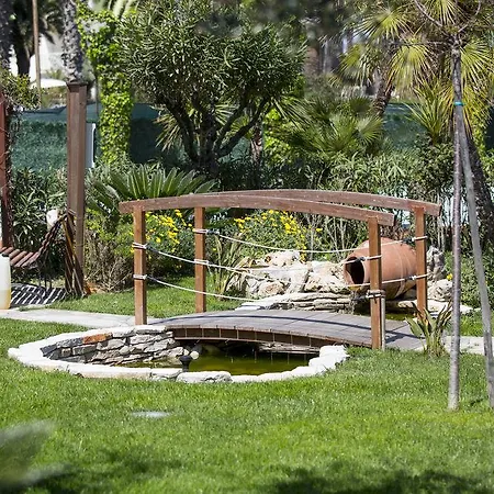 Grand Excelsior 4*