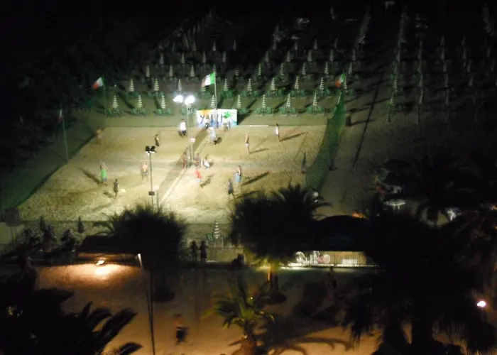 Grand Excelsior Hotel 4*