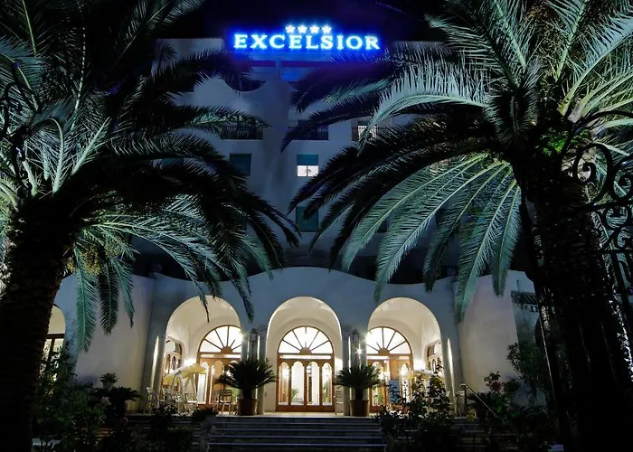 Hotel Grand Excelsior 4*