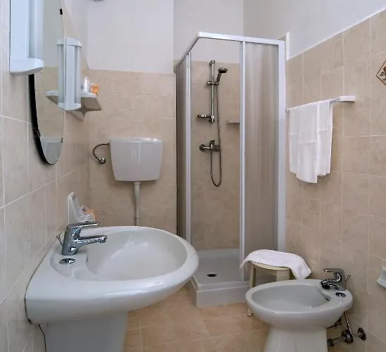 Hotel Grand Excelsior 4*